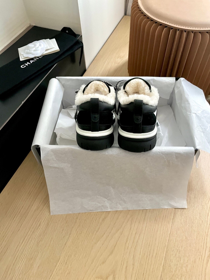 Ch**el sneakers